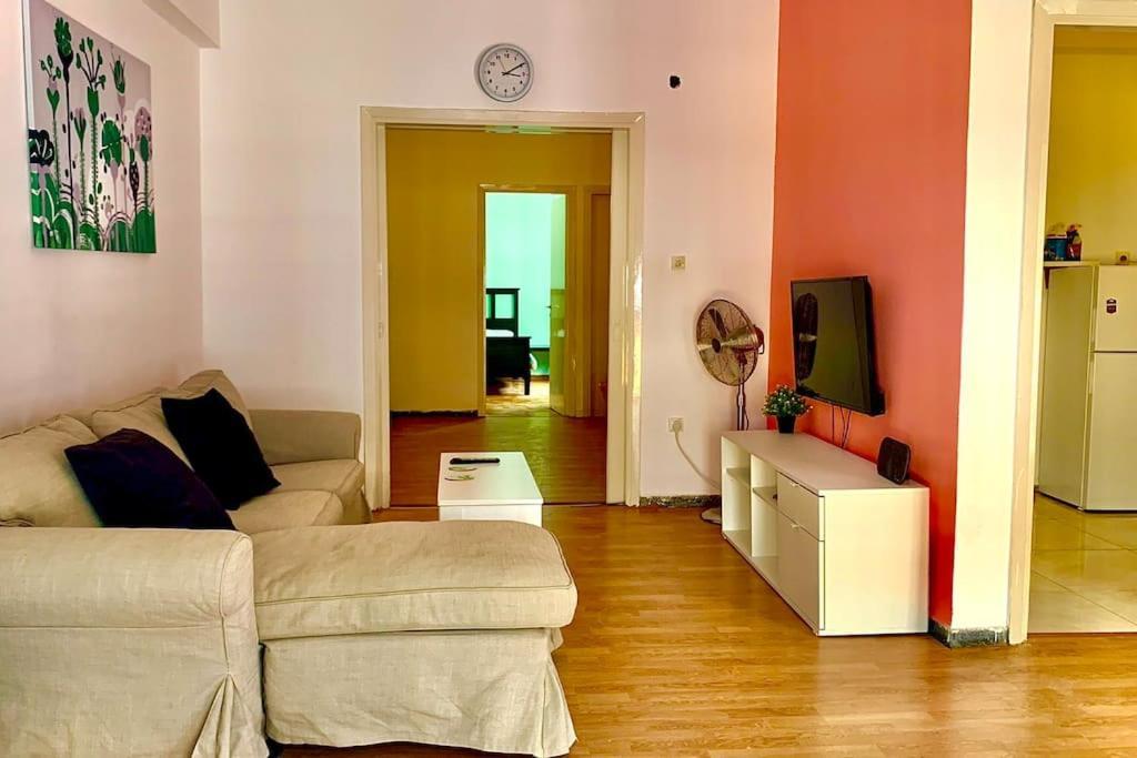 2 Bedroom Apartment 300 Meters Metro Aghios Loanis Athens Luaran gambar
